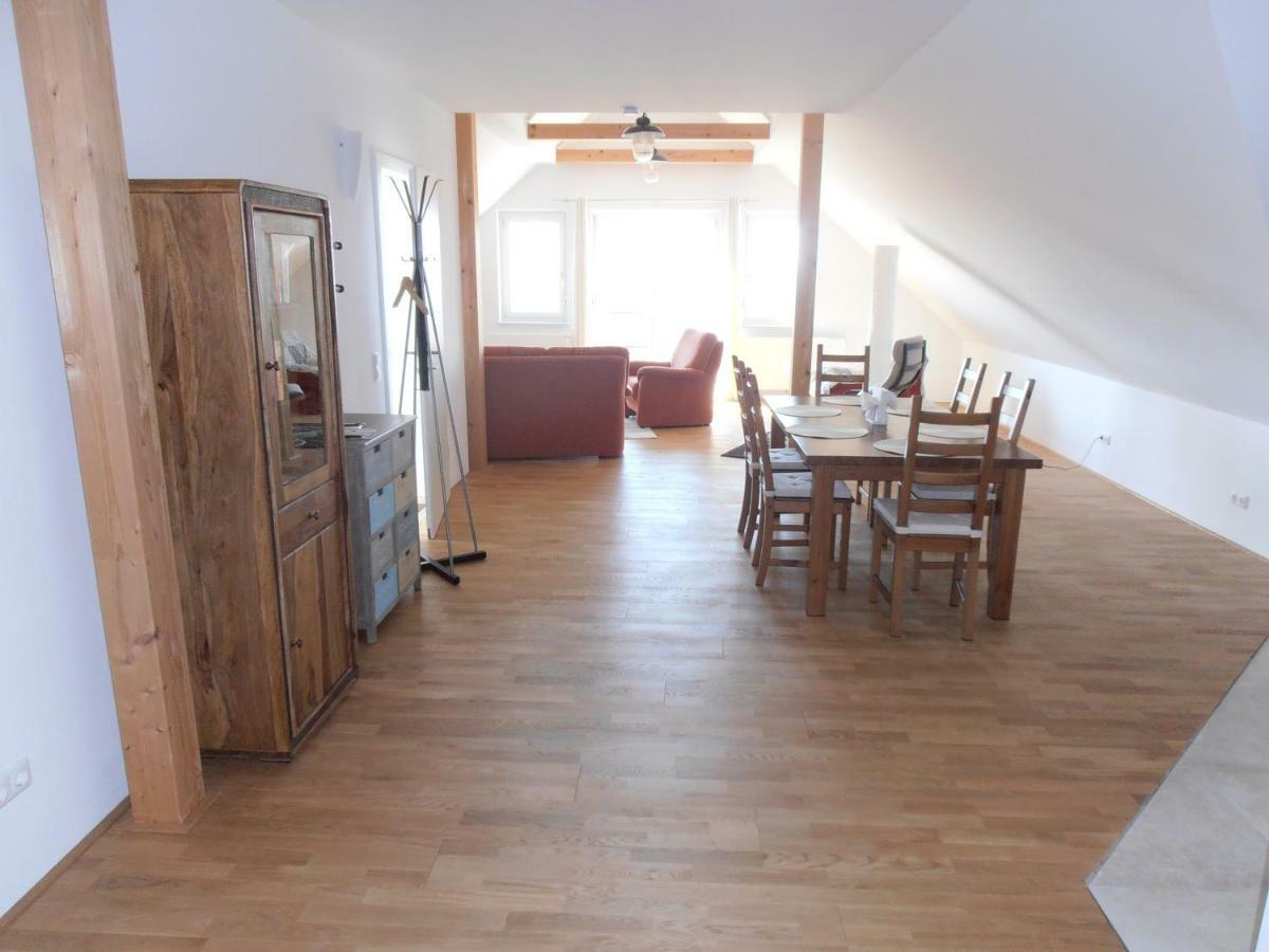 Ferienwohnung Am Kirchberg Jois Exterior foto