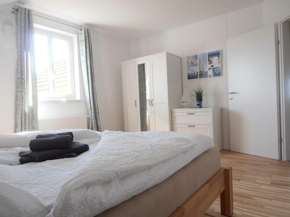 Ferienwohnung Am Kirchberg Jois Exterior foto